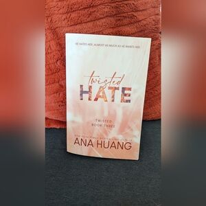 Twisted Hate by Ana Huang